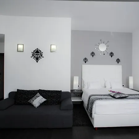 Sleep Split Guest house 4*