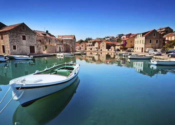 スリープ スプリット ゲストハウス 4*