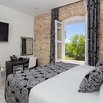Sleep 4* Σπλιτ