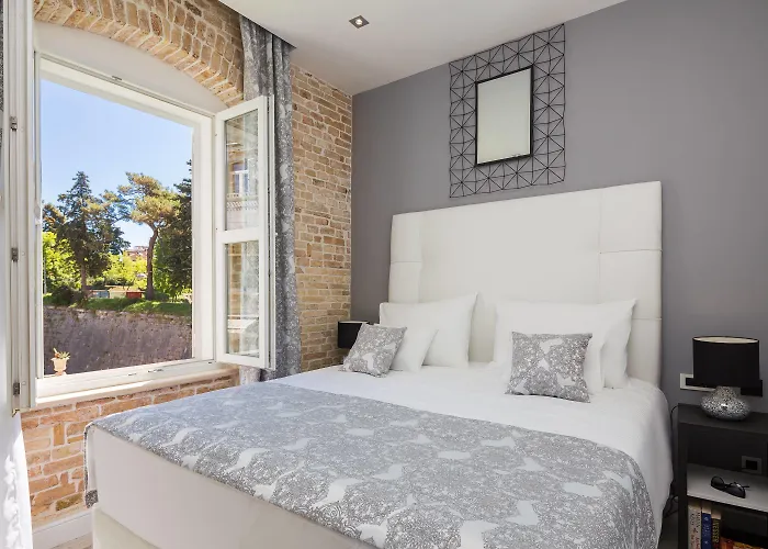 Guest house Sleep Split