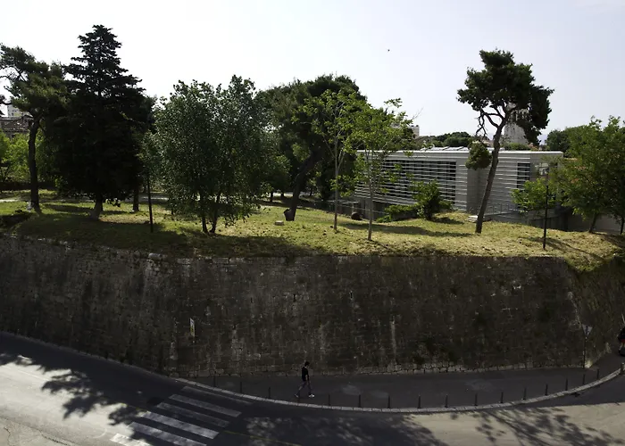 Guest house Sleep Split 4*